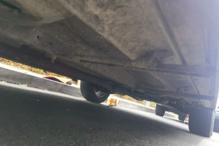 Used BAIC Senova X65 2015 2.0T Automatic Elite Model Chassis Front Left
