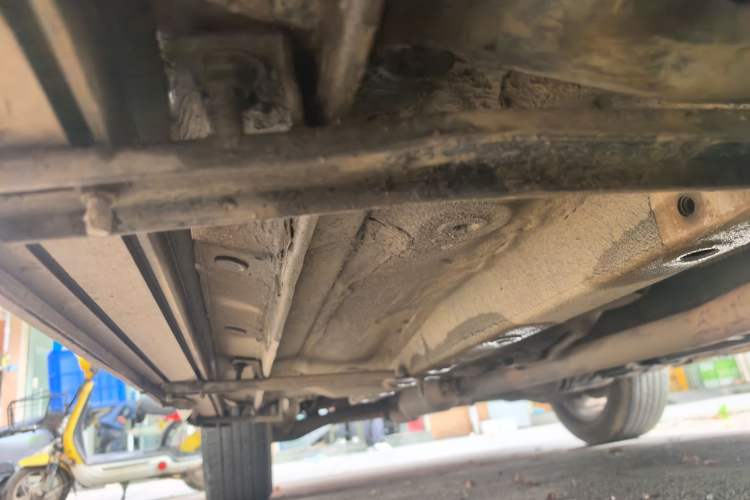 Used BAIC Senova X65 2015 2.0T Automatic Elite Model Chassis Front Right