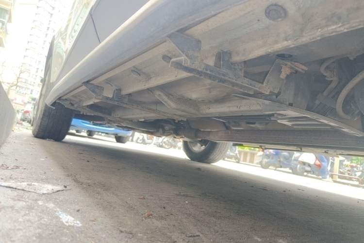Used BAIC Senova X65 2015 2.0T manual Comfort trim level Chassis Rear Left