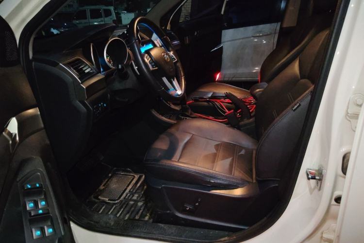 Used BAIC Senova X65 2015 2.0T Automatic Elite Model Driver Seat