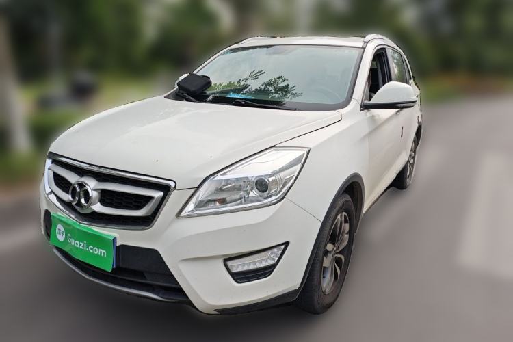 Used BAIC Senova X65 2015 2.0T Automatic Elite Model Guazi used car, China used car export, Used car for sale, Used  cars, Cheapest cars for sale