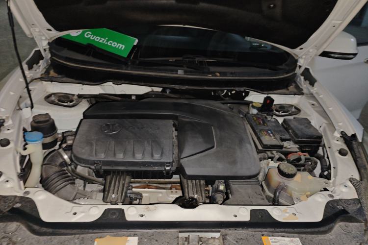 Used BAIC Senova X65 2015 2.0T Automatic Elite Model Engine Bay