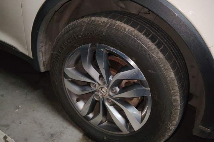 Used BAIC Senova X65 2015 2.0T Automatic Elite Model Exterior 1