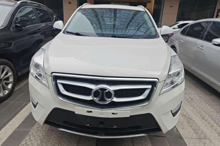 Used BAIC Senova X65 2015 2.0T Automatic Elite Model Exterior 1