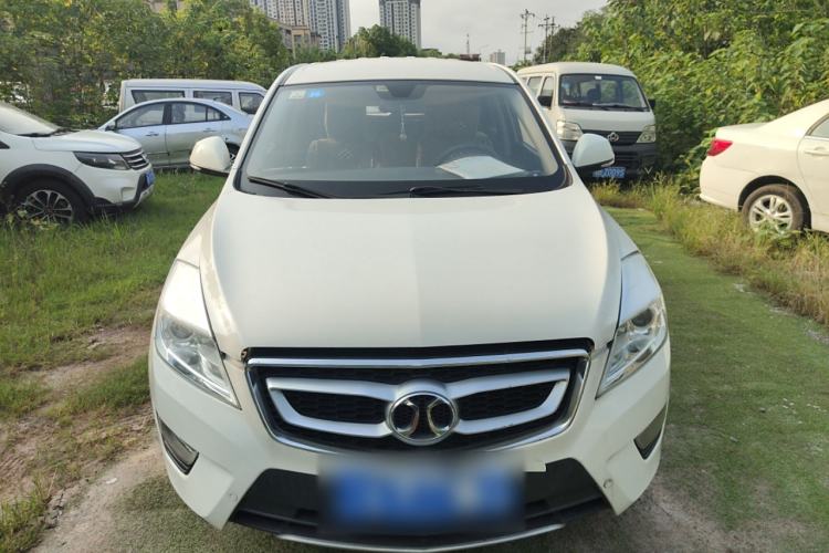 Used BAIC Senova X65 2015 2.0T manual Comfort trim level Exterior 1