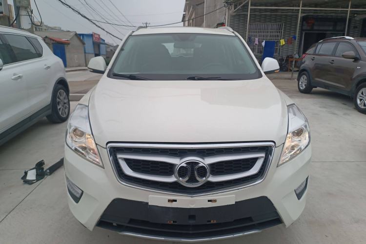 Used BAIC Senova X65 2015 2.0T Automatic Elite Model Exterior 1