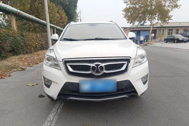 Used BAIC Senova X65 2015 2.0T automatic comfort version Exterior 1