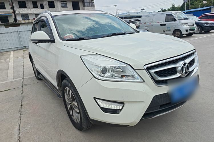 Used BAIC Senova X65 2015 2.0T Automatic Elite Model Exterior 1