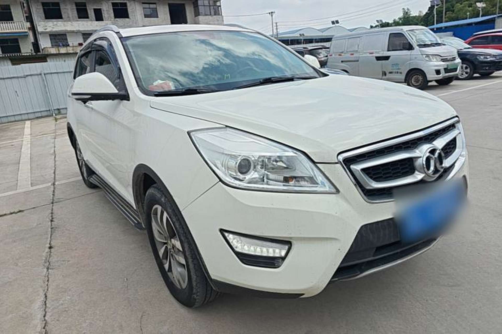 Used BAIC Senova X65 2015 2.0T Automatic Elite Model Exterior 1