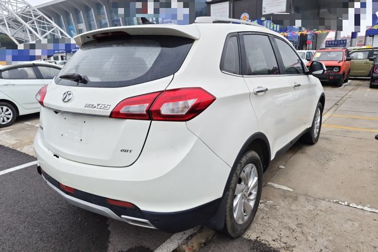 Used BAIC Senova X65 2015 2.0T manual Comfort trim level Exterior 3
