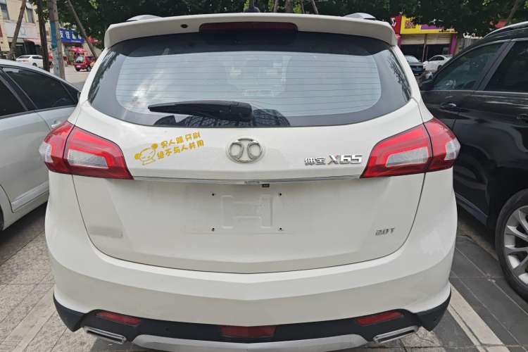 Used BAIC Senova X65 2015 2.0T Automatic Elite Model Exterior 4