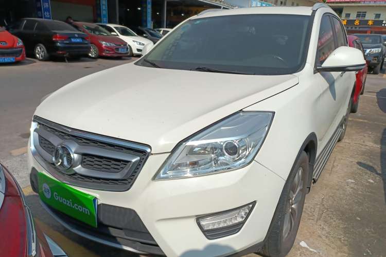 Used BAIC Senova X65 2015 2.0T Automatic Elite Model Front