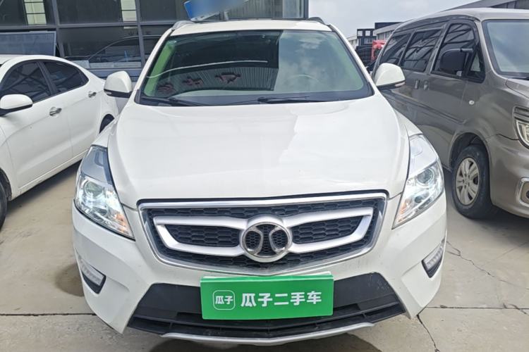 Used BAIC Senova X65 2015 2.0T Automatic Elite Model Front