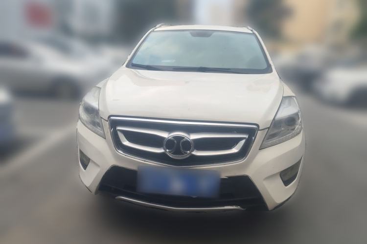 Used BAIC Senova X65 2015 2.0T manual Comfort trim level Front