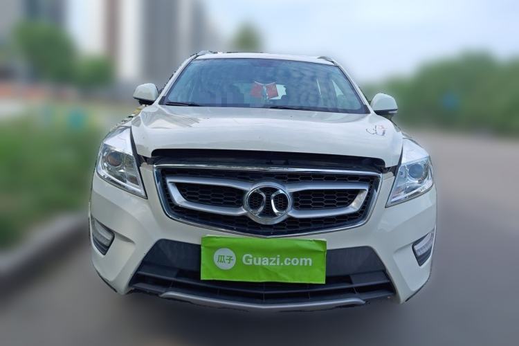 Used BAIC Senova X65 2015 2.0T Automatic Elite Model Front