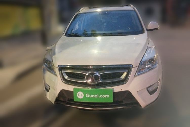 Used BAIC Senova X65 2015 2.0T Automatic Elite Model Front