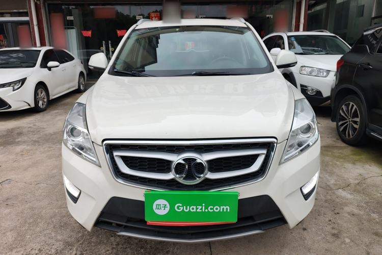 Used BAIC Senova X65 2015 2.0T Automatic Elite Model Front