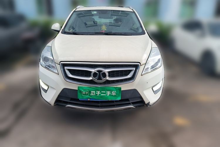 Used BAIC Senova X65 2015 2.0T Automatic Elite Model Front