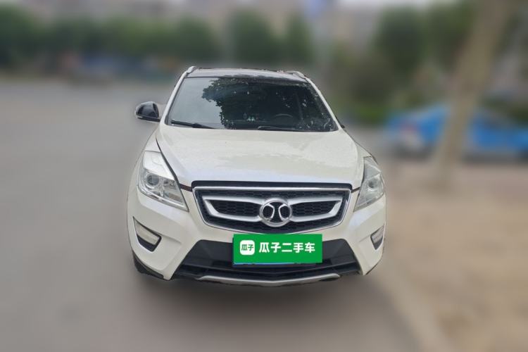 Used BAIC Senova X65 2015 2.0T Automatic Elite Model Front