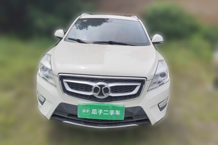 Used BAIC Senova X65 2015 2.0T Automatic Elite Model Front