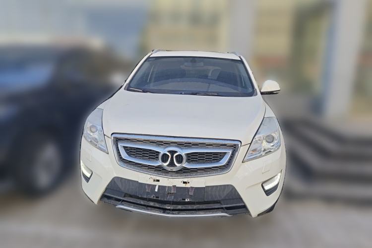 Used BAIC Senova X65 2015 2.0T Manual Luxury Edition Front