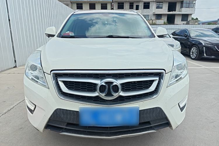 Used BAIC Senova X65 2015 2.0T Automatic Elite Model Front