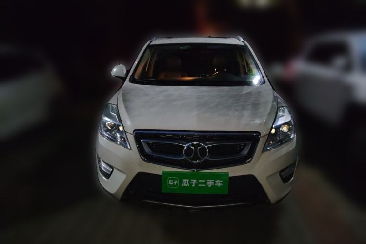 Used BAIC Senova X65 2015 2.0T Automatic Elite Model Front