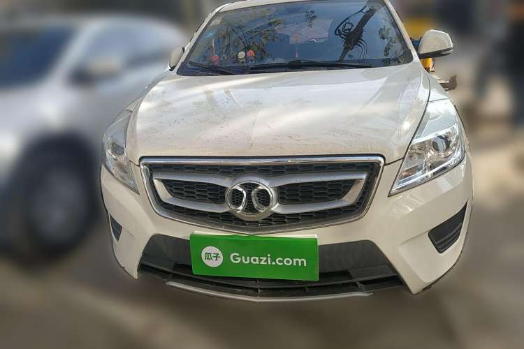 Used BAIC Senova X65 2015 2.0T manual Comfort trim level Front
