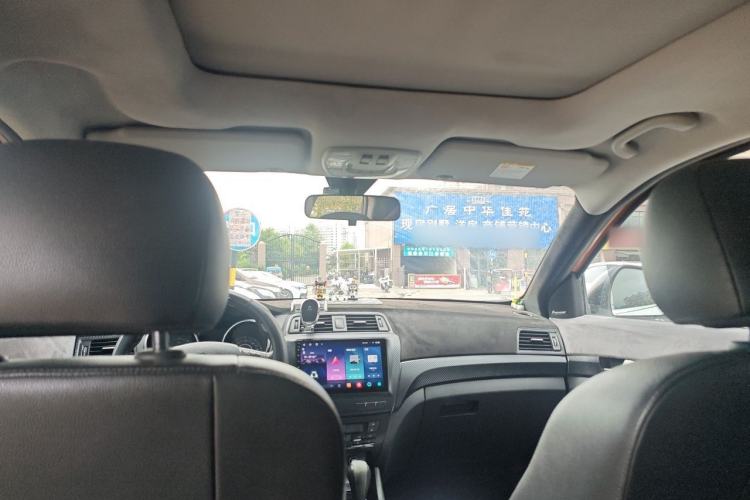 Used BAIC Senova X65 2015 2.0T Automatic Elite Model Headliner