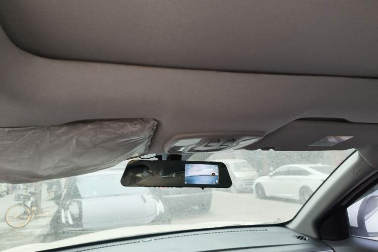 Used BAIC Senova X65 2015 2.0T Automatic Elite Model Headliner