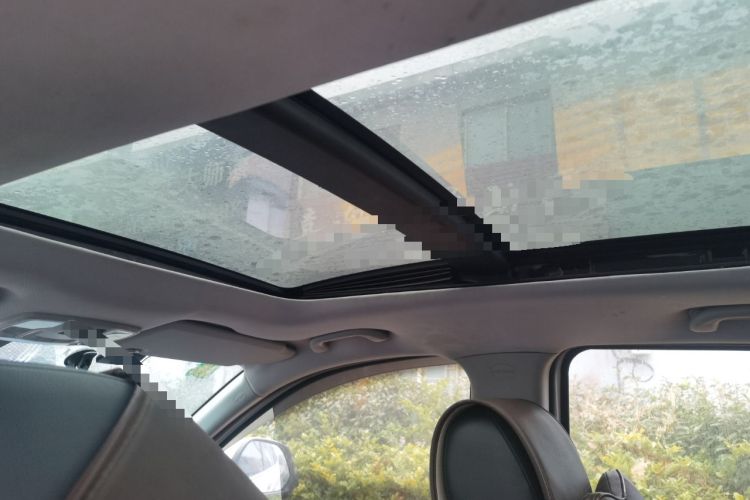 Used BAIC Senova X65 2015 2.0T Automatic Elite Model Headliner