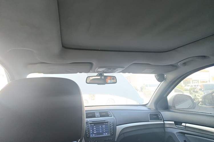 Used BAIC Senova X65 2015 2.0T Manual Luxury Edition Headliner