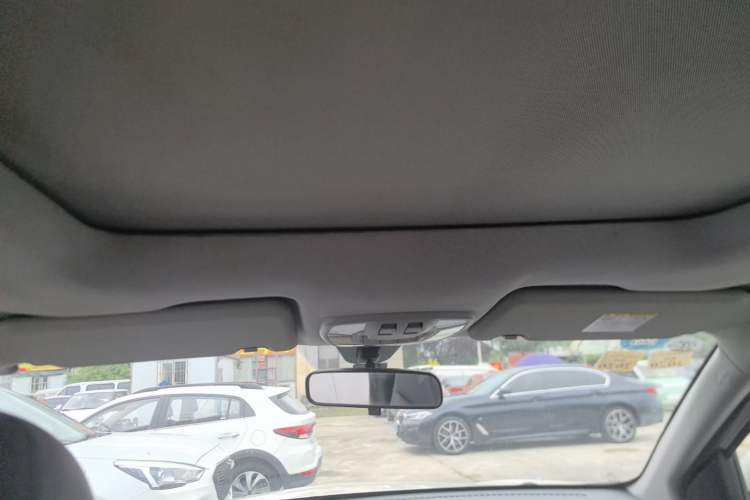Used BAIC Senova X65 2015 2.0T Automatic Elite Model Headliner