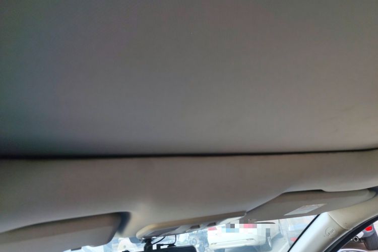 Used BAIC Senova X65 2015 2.0T Automatic Elite Model Headliner