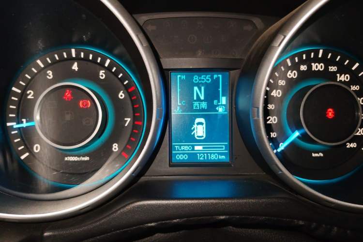 Used BAIC Senova X65 2015 2.0T Automatic Elite Model Instrument Cluster