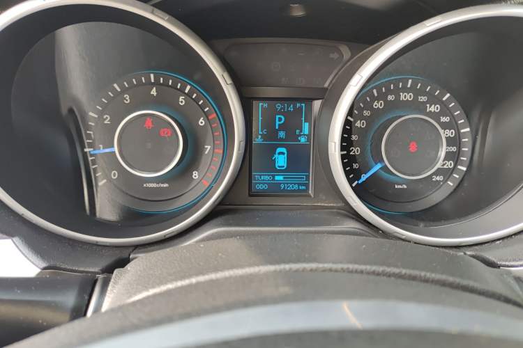 Used BAIC Senova X65 2015 2.0T Automatic Elite Model Instrument Cluster