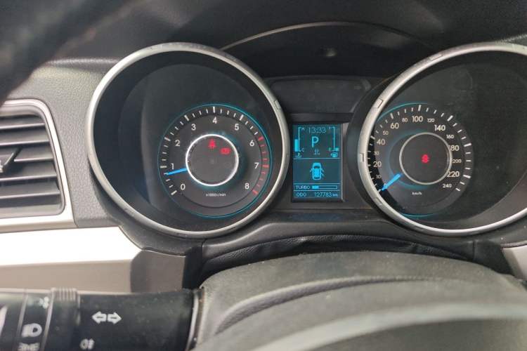 Used BAIC Senova X65 2015 2.0T Automatic Elite Model Instrument Cluster
