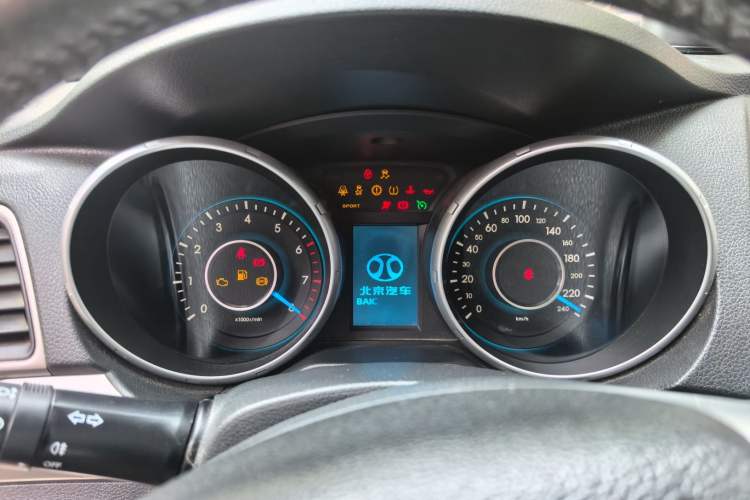 Used BAIC Senova X65 2015 2.0T Automatic Elite Model Instrument Cluster