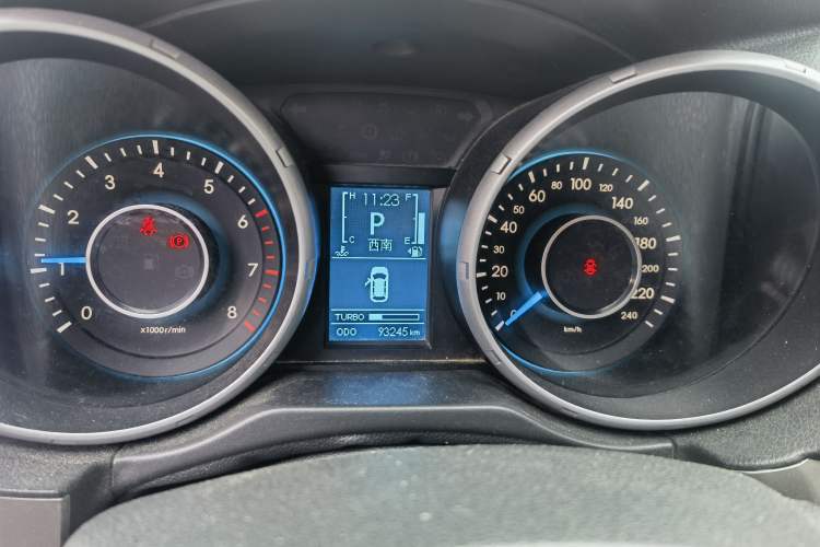 Used BAIC Senova X65 2015 2.0T Automatic Elite Model Instrument Cluster