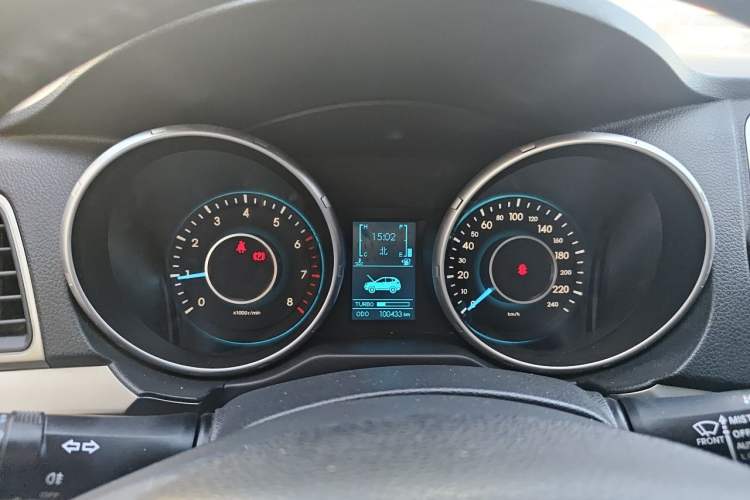 Used BAIC Senova X65 2015 2.0T Manual Luxury Edition Instrument Cluster