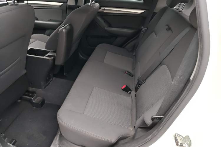 Used BAIC Senova X65 2015 2.0T manual Comfort trim level Interior 1