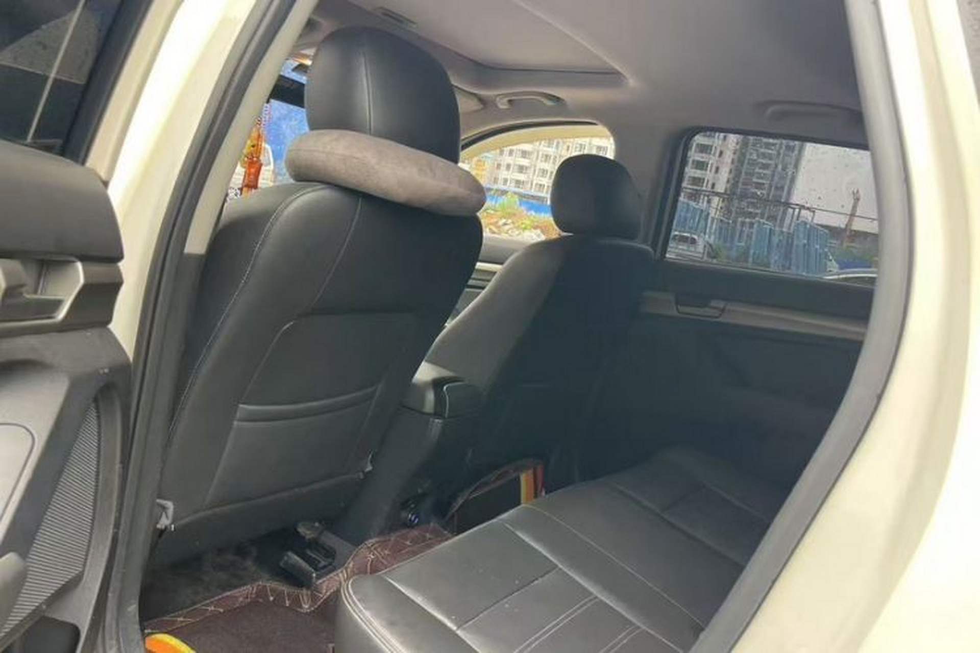Used BAIC Senova X65 2015 2.0T automatic comfort version Interior 3