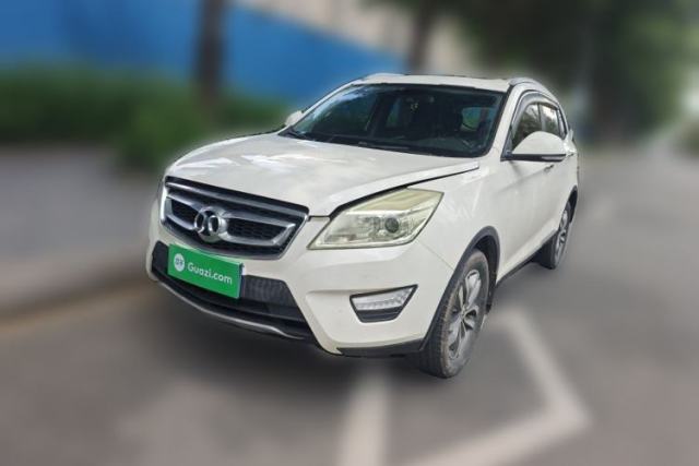 Used BAIC Senova X65 2015 2.0T Automatic Elite Model