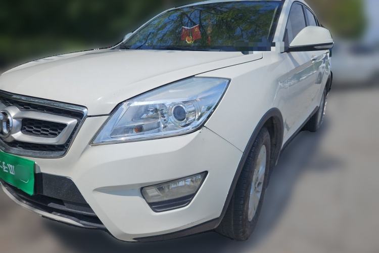 Used BAIC Senova X65 2015 2.0T automatic comfort version Guazi used car, China used car export, Used car for sale, Used cars, Cheapest cars for sale