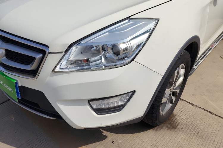 Used BAIC Senova X65 2015 2.0T Manual Elite Edition Left Front Headlight