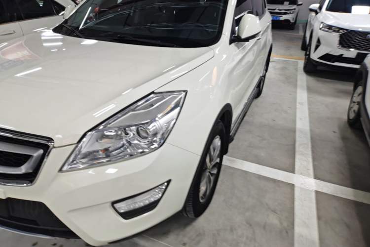 Used BAIC Senova X65 2015 2.0T Automatic Elite Model Left Front Headlight