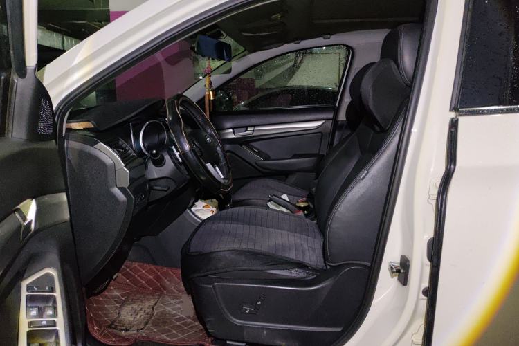 Used BAIC Senova X65 2015 2.0T Automatic Elite Model Left Front Seat
