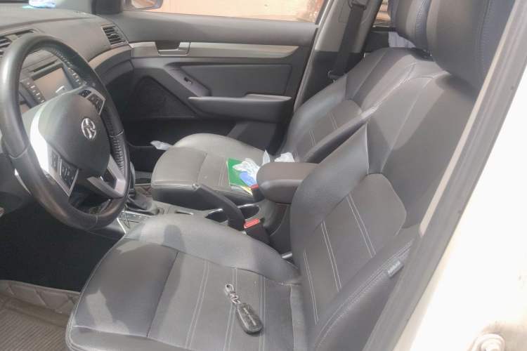 Used BAIC Senova X65 2015 2.0T automatic luxury version Left Front Seat