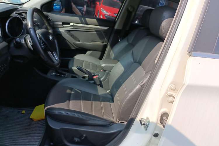 Used BAIC Senova X65 2015 2.0T Automatic Elite Model Left Front Seat