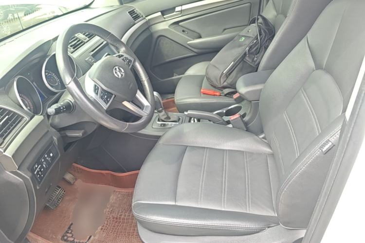 Used BAIC Senova X65 2015 2.0T Automatic Elite Model Left Front Seat